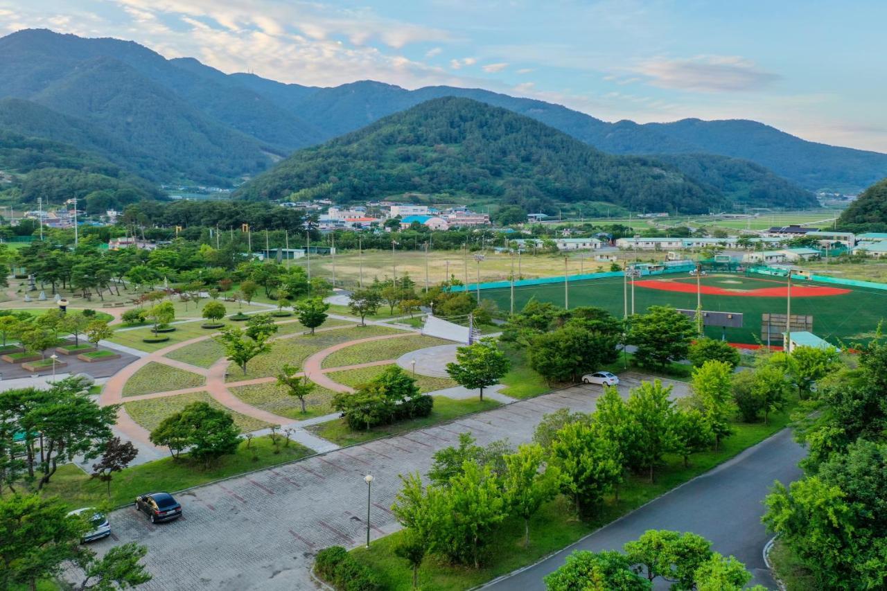 Namhae Sports Park Hotel מראה חיצוני תמונה