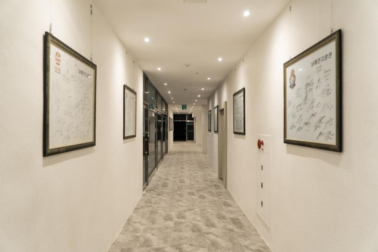 Namhae Sports Park Hotel מראה חיצוני תמונה
