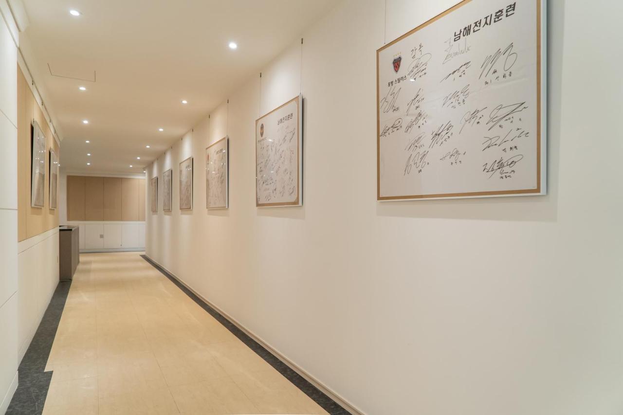 Namhae Sports Park Hotel מראה חיצוני תמונה