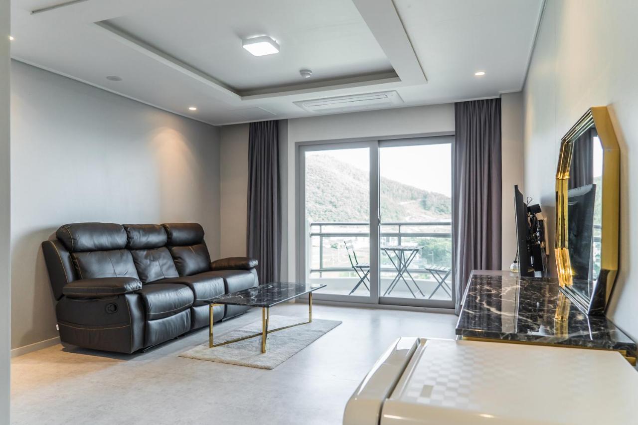 Namhae Sports Park Hotel מראה חיצוני תמונה